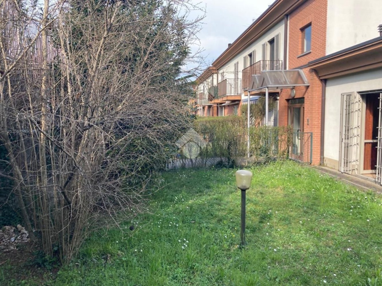 Apartamento de 2 habitaciónes en Nibionno, Italy No. 5497
