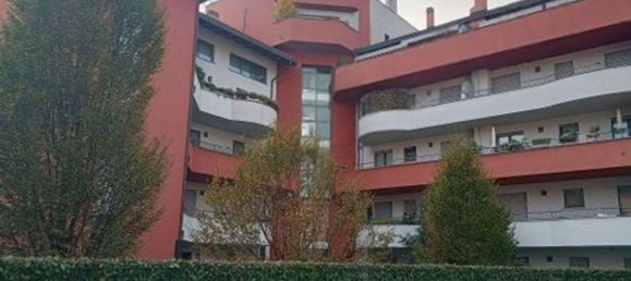 2 rooms Apartment in Legnano, Italy No. 295451 2