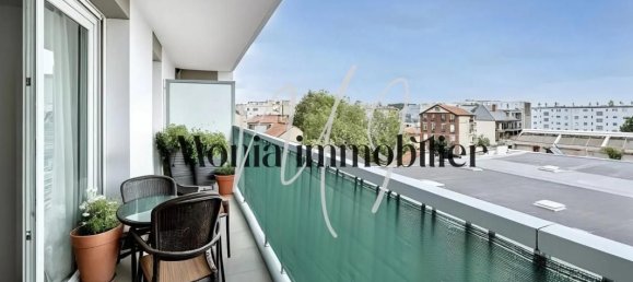 Apartamento de 3 dormitorios en Romainville, France No. 291318 2