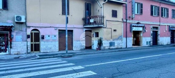 2 bedrooms House in Terni, Italy No. 265872 2