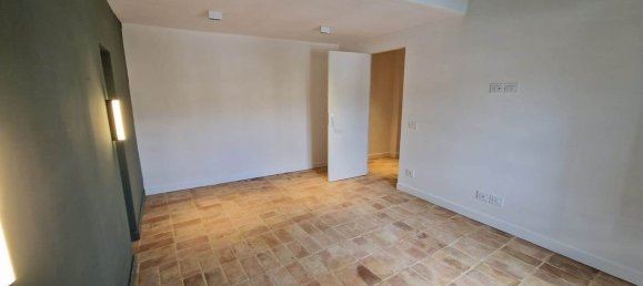 4-Zimmer Wohnung in Foligno, Italy, Nr. 267914 4