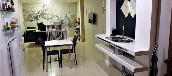 5 bedrooms Bungalow in Pattaya, Thailand No. 11812 4