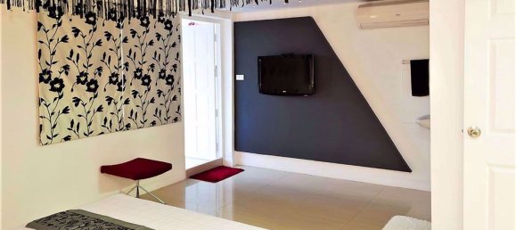 5 bedrooms Bungalow in Pattaya, Thailand No. 11812 14