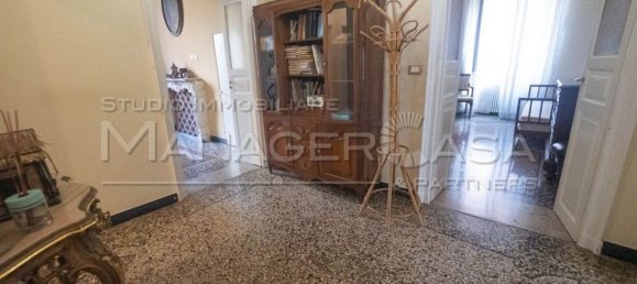 4 Schlafzimmer Wohnung in Genoa, Italy, Nr. 343132 11