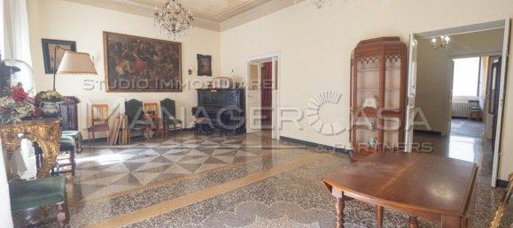 4 Schlafzimmer Wohnung in Genoa, Italy, Nr. 343132 7