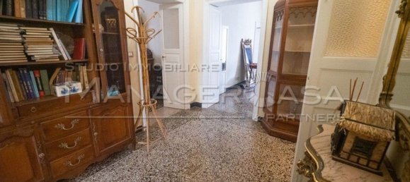 4 Schlafzimmer Wohnung in Genoa, Italy, Nr. 343132 12