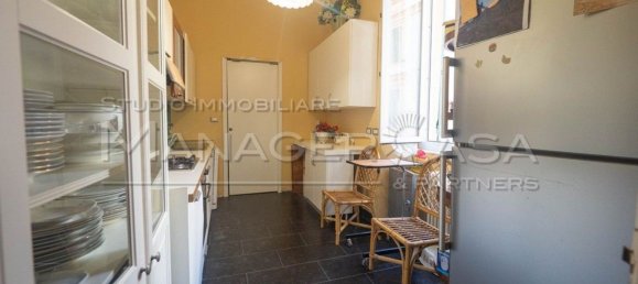 4 Schlafzimmer Wohnung in Genoa, Italy, Nr. 343132 15