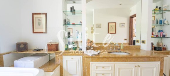 6 غرف نوم فيلا في Palermo, Italy رقم 219504 38