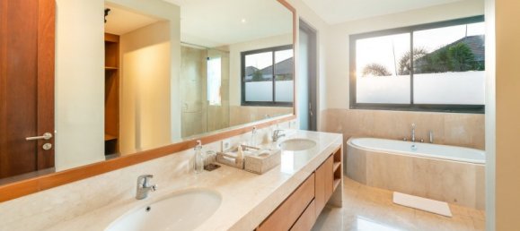 4 chambres villa à louer à South Kuta, Badung, Bali, Indonesia № 3046 14