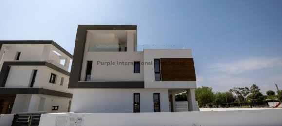 3 bedrooms Villa in Livadia, Cyprus No. 1185 13