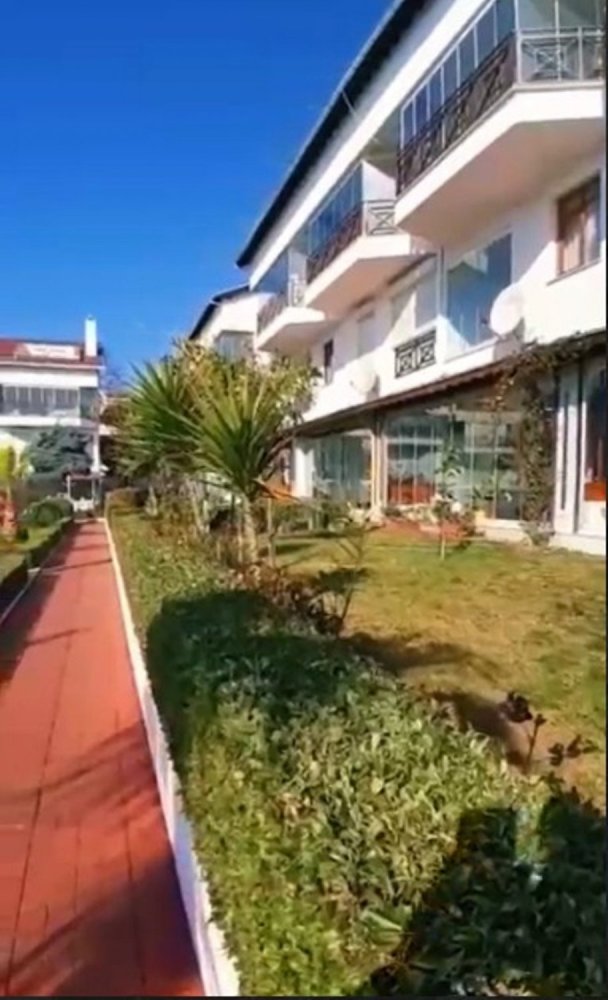 Villa 3+1 in Istanbul, Turkey No. 24861