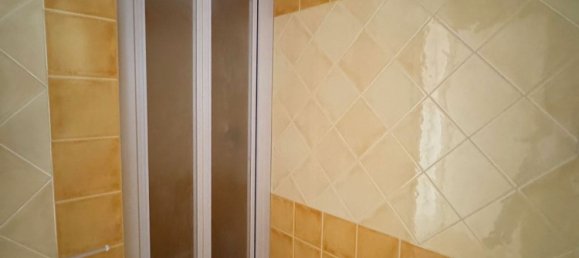 3-salle Appartement à Manerba del Garda, Italy No. 102320 10