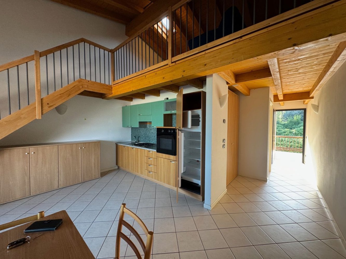 3-salle Appartement à Manerba del Garda, Italy No. 102320