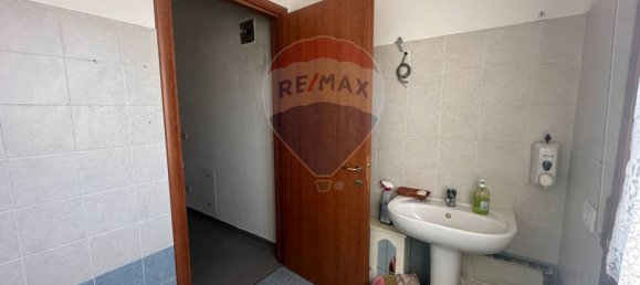 1 room Office in Parma, Italy No. 356195 29