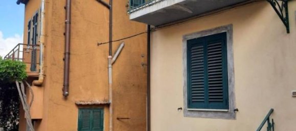 Дом с 6 комнатами в Манчано, Италия № 164348 3