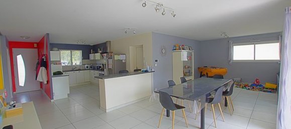 4 Schlafzimmer Haus in Sainte-Foy, France, Nr. 284292 3