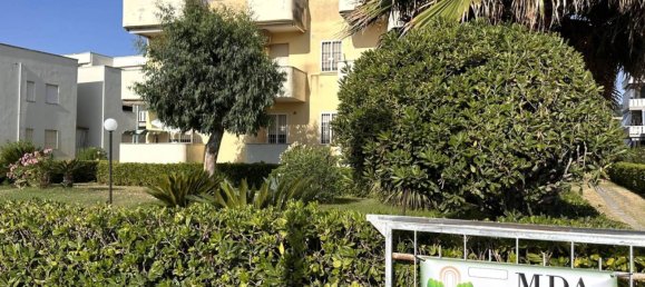 2 Schlafzimmer Wohnung in Martinsicuro, Italy, Nr. 272711 13