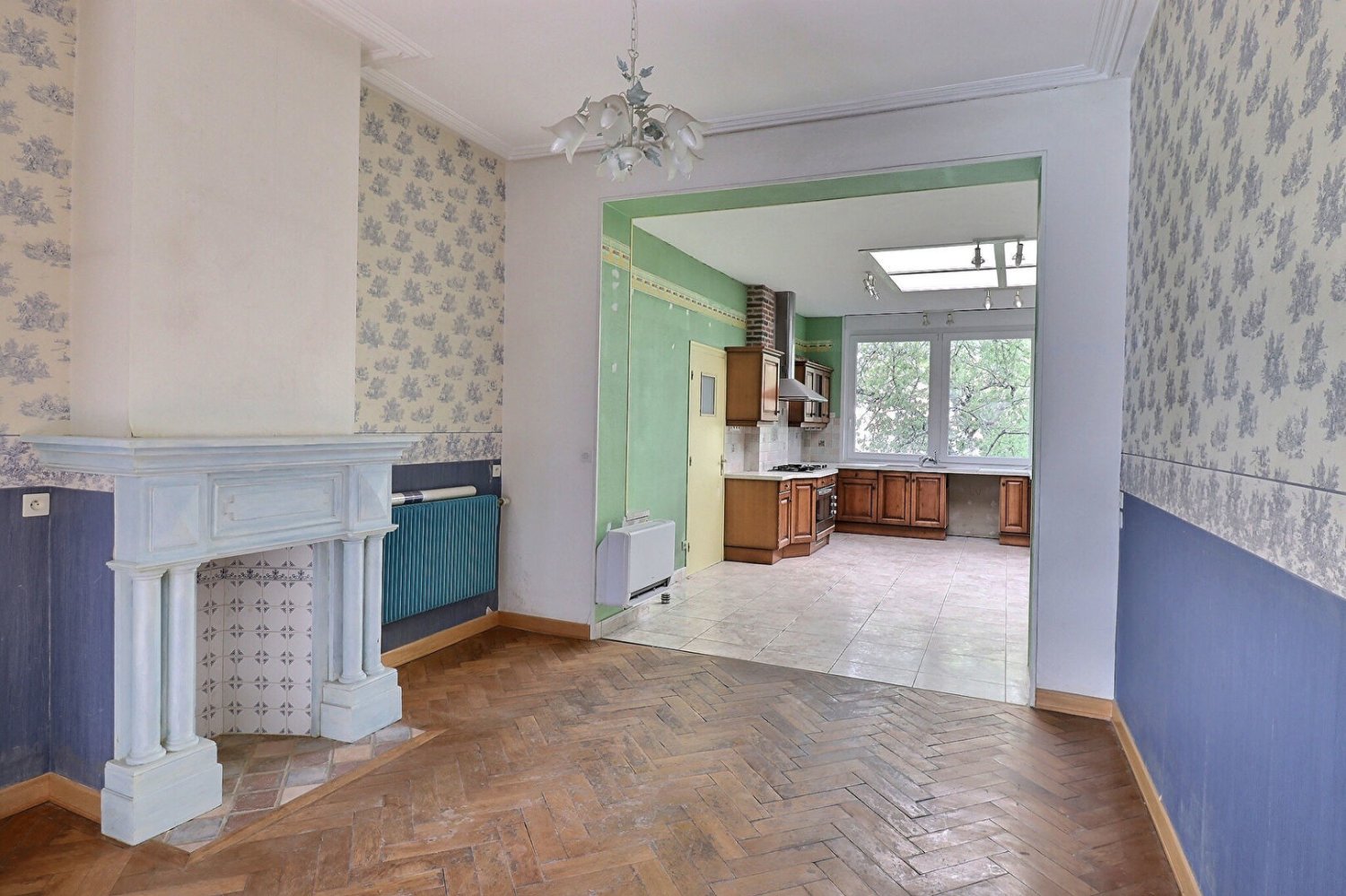 Дом с 5 спальнями в Эстер, Франция № 77517