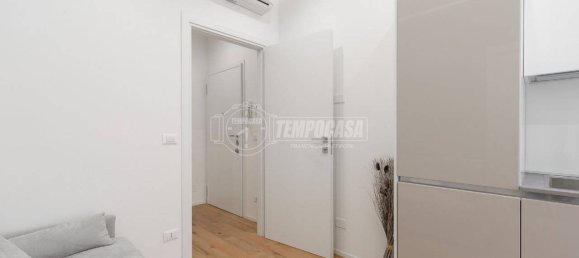 1 bedroom Apartment in Milan, Italy No. 274590 7