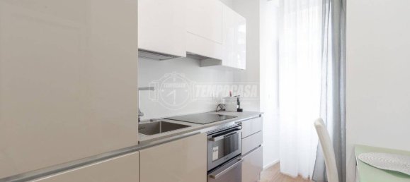 1 bedroom Apartment in Milan, Italy No. 274590 9