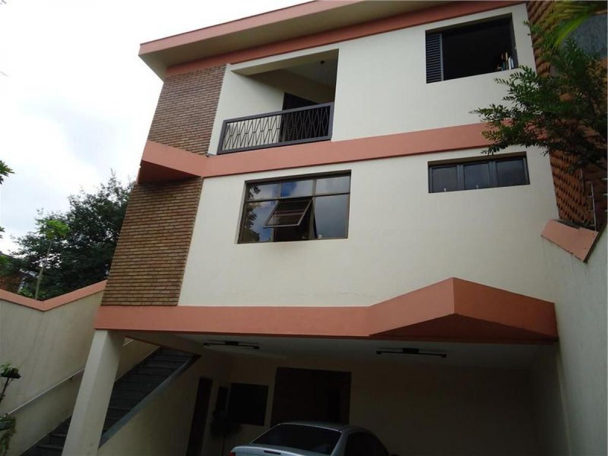 Casa de 4 dormitorios en Sao Paulo, Brazil No. 559957