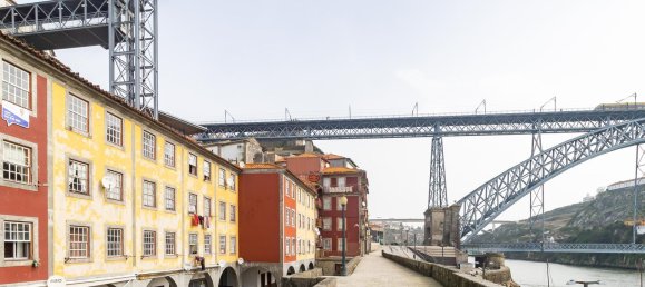 2 bedrooms Apartment in Porto, Portugal No. 189901 2