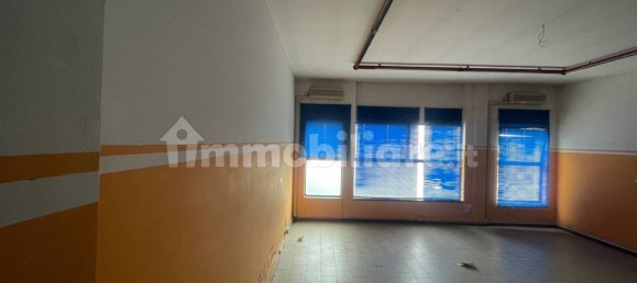 3-salle Propriété commerciale à Ponteranica, Italy No. 138138 3