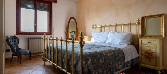 10 rooms Apartment in Isola della Scala, Italy No. 26328 20