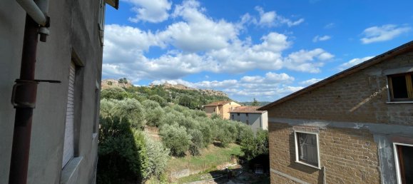5 rooms Apartment in Orvieto, Italy No. 277455 8