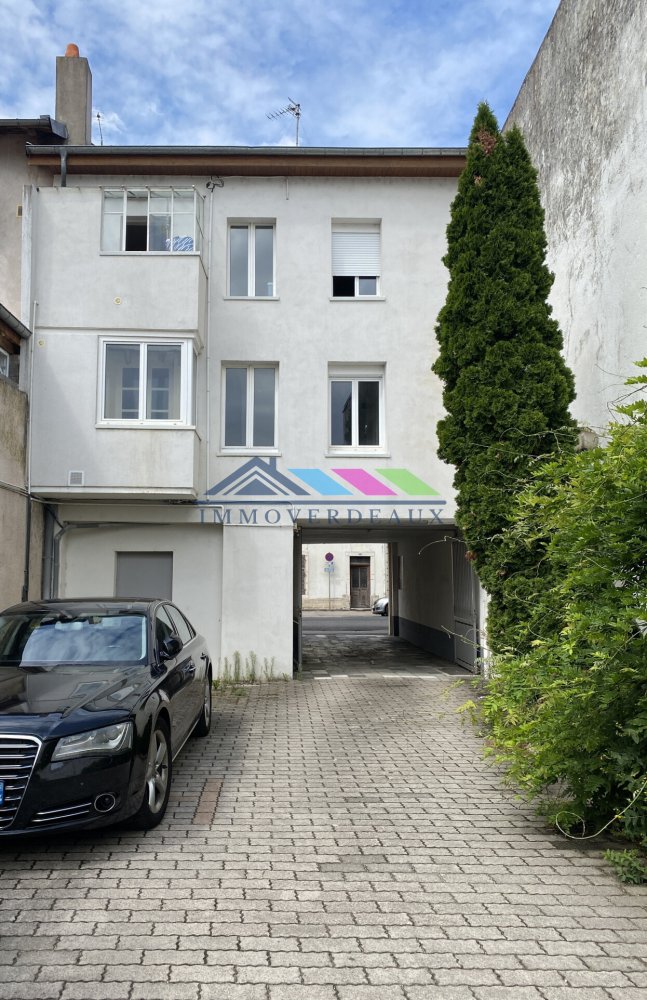 Здание с 2 спальнями в Люневиль, Франция № 349984