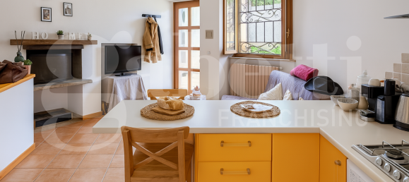 1 bedroom Apartment in Turin, Italy No. 263655 6