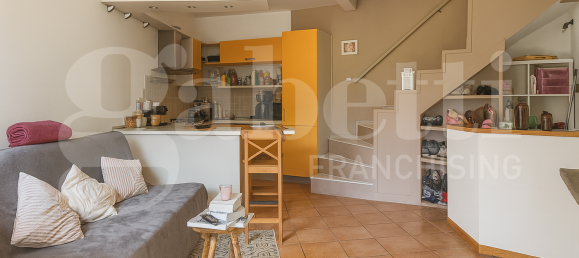 1 bedroom Apartment in Turin, Italy No. 263655 4