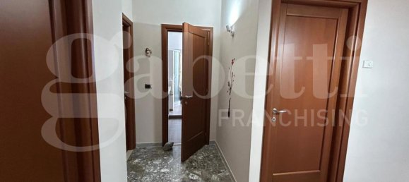3 bedrooms Apartment in Margherita di Savoia, Italy No. 32079 7