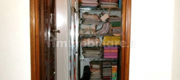 Oficina de 2 habitaciónes en Ferrara, Italy No. 131243 13