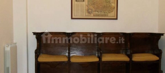 Oficina de 2 habitaciónes en Ferrara, Italy No. 131243 10