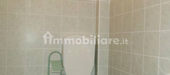 Oficina de 2 habitaciónes en Ferrara, Italy No. 131243 23