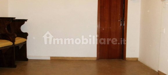 Oficina de 2 habitaciónes en Ferrara, Italy No. 131243 12