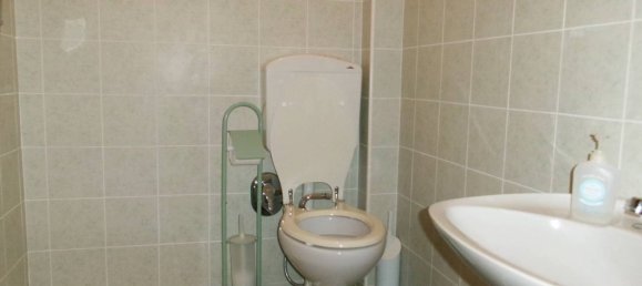 Oficina de 2 habitaciónes en Ferrara, Italy No. 131243 16