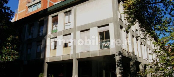 Oficina de 2 habitaciónes en Ferrara, Italy No. 131243 24