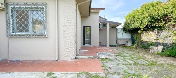 2 bedrooms House in Viareggio, Italy No. 371831 32