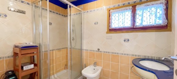 2 bedrooms House in Viareggio, Italy No. 371831 24