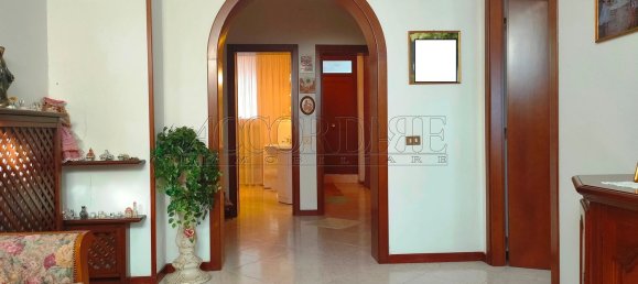 Дом с 10 спальнями в Лонгаре, Италия № 360047 14