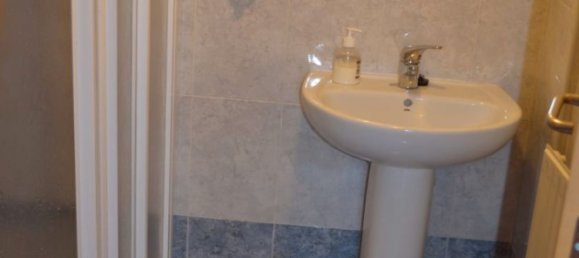 Apartamento de 2 dormitorios en Arija, Spain No. 71959 2