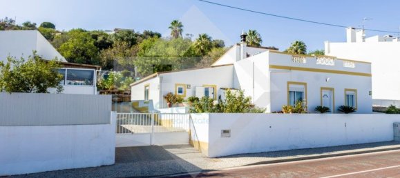 2 bedrooms House in Loule, Portugal No. 145133 2