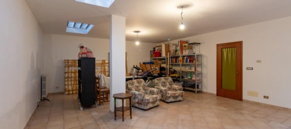 12 rooms Villa in Barbania, Italy No. 24398 10