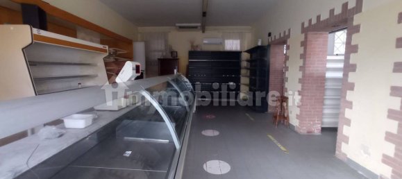 3 rooms Commercial property in Perugia, Italy No. 104441 3
