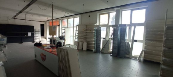 3 rooms Commercial property in Perugia, Italy No. 104441 5