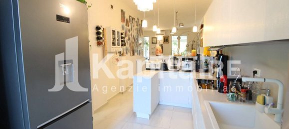 2 bedrooms House in Medicina, Italy No. 268616 5