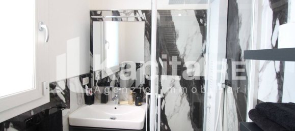 2 bedrooms House in Medicina, Italy No. 268616 11