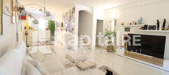 2 bedrooms House in Medicina, Italy No. 268616 8